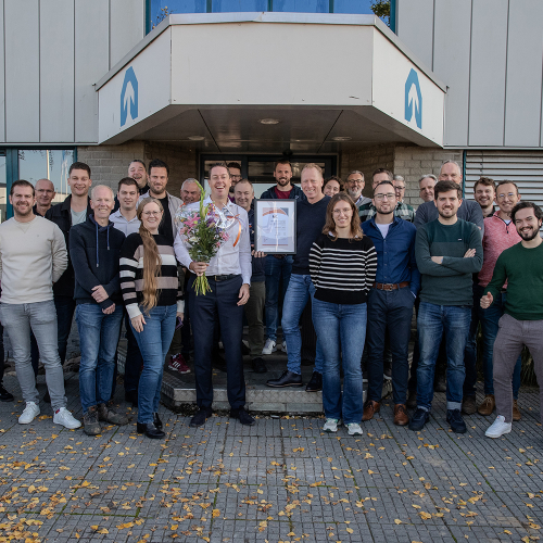 Het team van VSF met het Trede 5-certificaat.