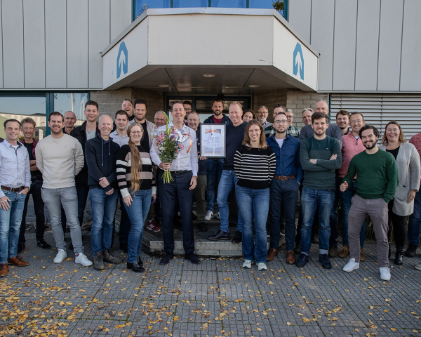 Het team van VSF met het Trede 5-certificaat.
